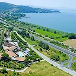 Gorgeous In Passignano Sul Trasime