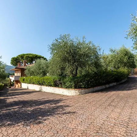 度假居 Awesome In Passignano Sul Trasime With Wifi 特拉西梅诺湖畔帕西尼亚诺